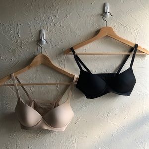 2 Women Beauty Light Wireless Bras by Uniqlo